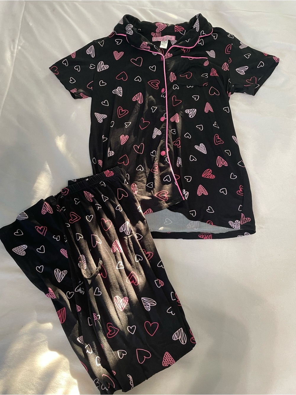 Black Heart-Print Short Sleeve Pajama Set with Pink Accents